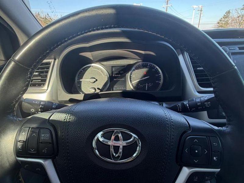 Toyota Highlander Hybrid Limited V6 AWD (Natl) 2018