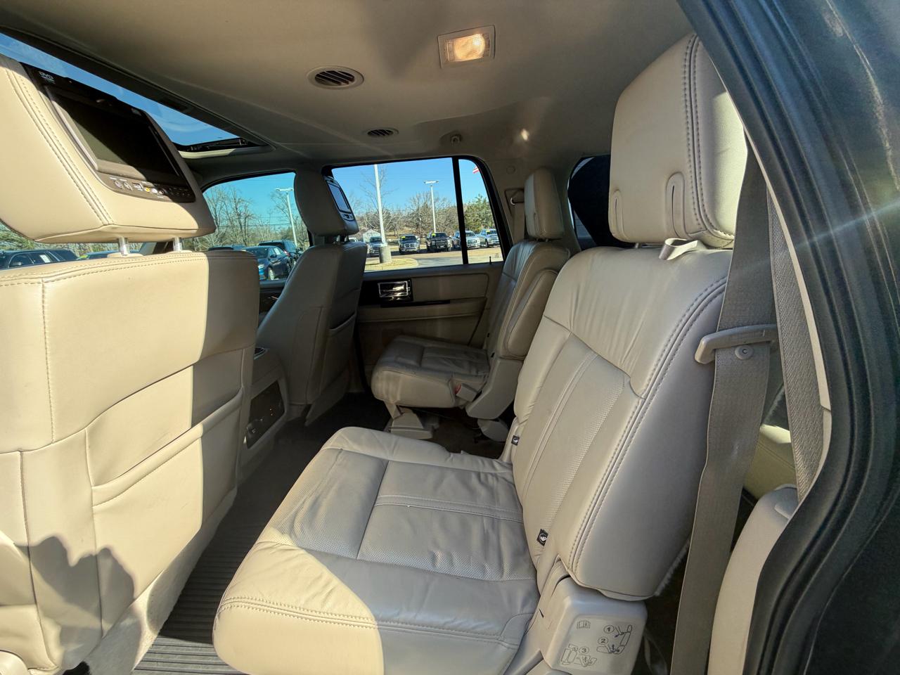 Lincoln Navigator L 2WD 4dr 2015