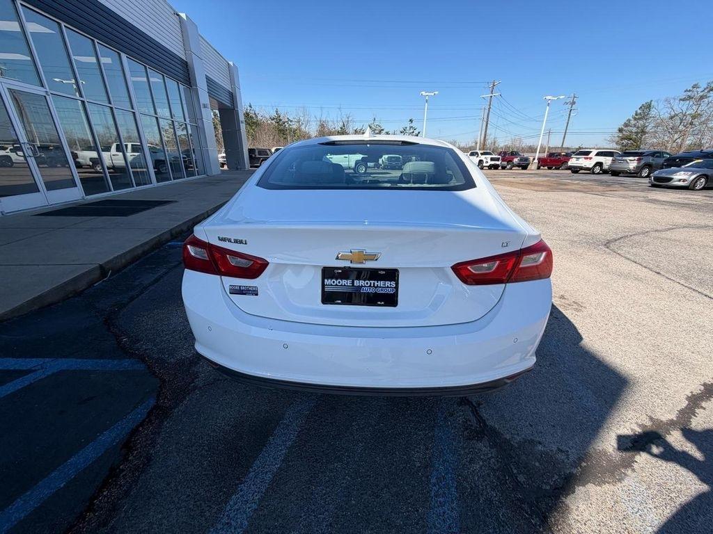 Chevrolet Malibu 4dr Sdn LT w/1LT 2016