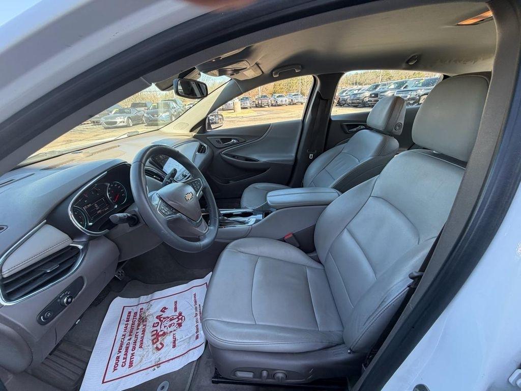 Chevrolet Malibu 4dr Sdn LT w/1LT 2016