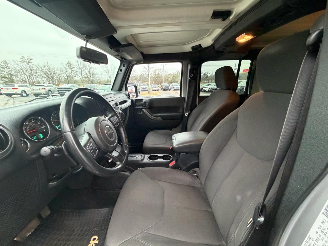 Jeep Wrangler Unlimited 4WD 4dr Sport 2015