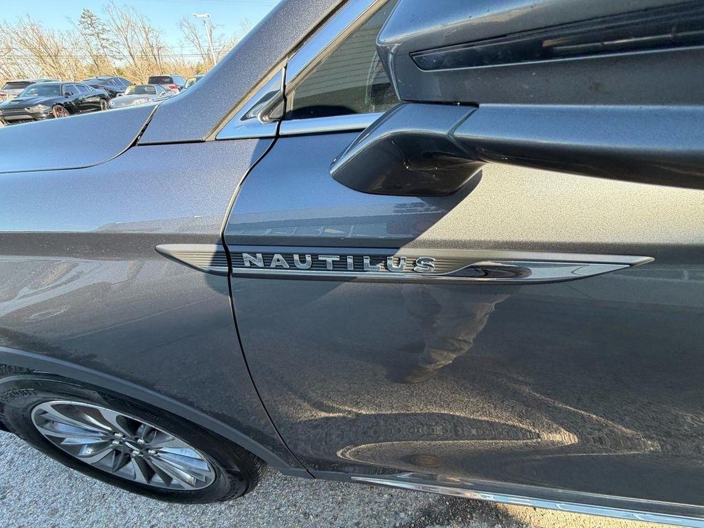 Lincoln Nautilus Standard AWD 2021