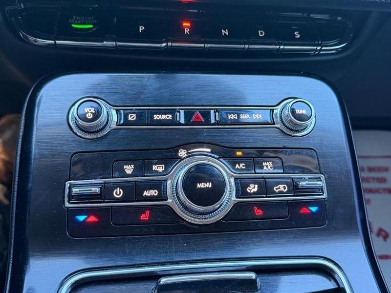 Lincoln Nautilus Standard AWD 2021