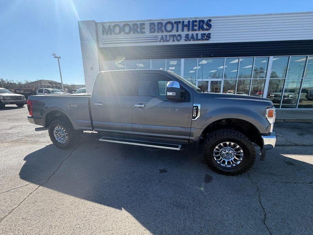 2022 Ford Super Duty F-250 SRW XLT 4WD Crew Cab 8' Box