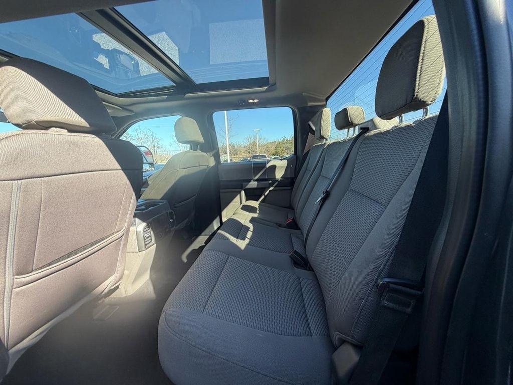 Ford Super Duty F-250 SRW XLT 4WD Crew Cab 8' Box 2022