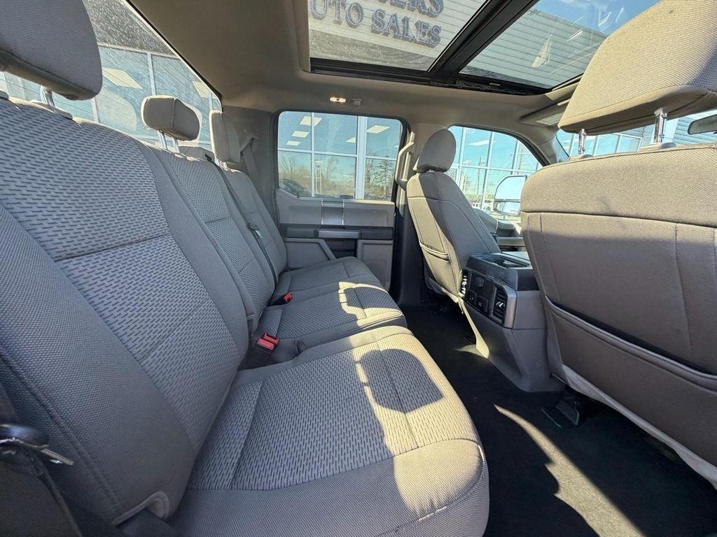 Ford Super Duty F-250 SRW XLT 4WD Crew Cab 8' Box 2022