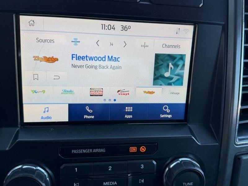 Ford Super Duty F-250 SRW XLT 4WD Crew Cab 8' Box 2022