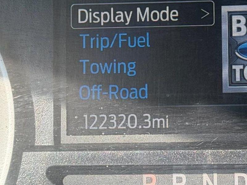 Ford Super Duty F-250 SRW XLT 4WD Crew Cab 8' Box 2022