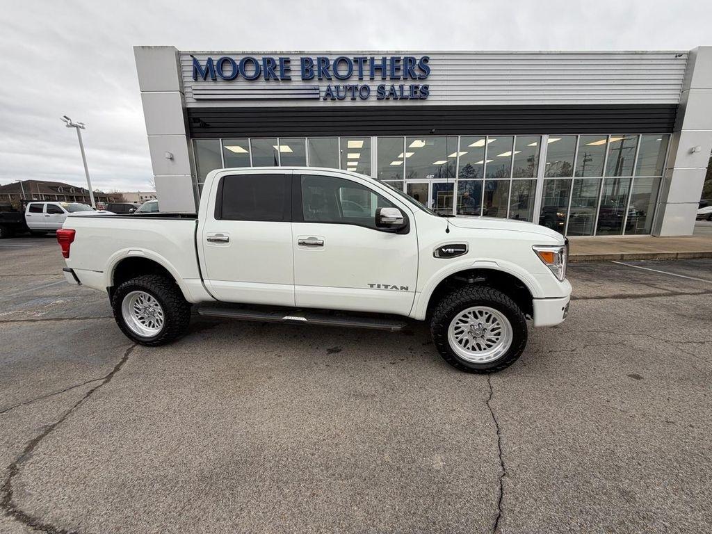 2017 Nissan Titan 4x4 Crew Cab Platinum Reserve