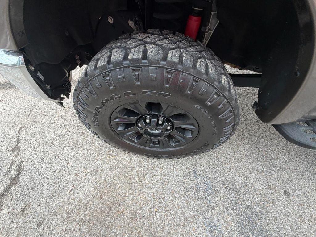 Ford Super Duty F-250 SRW Lariat 4WD Crew Cab 6.75' Box 2022