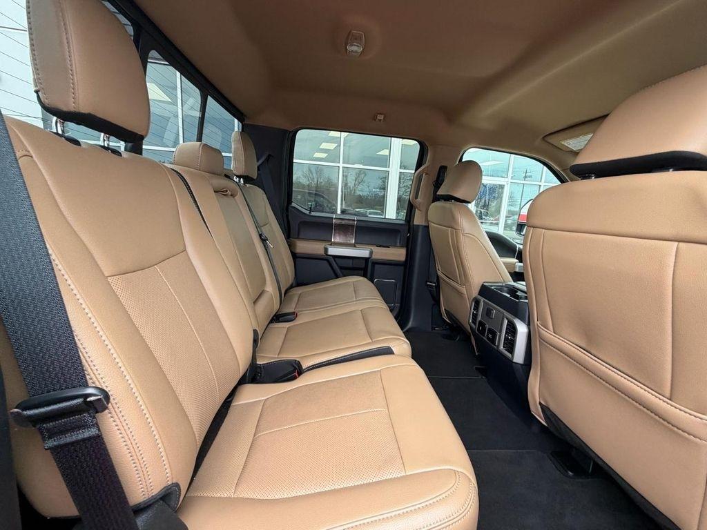 Ford Super Duty F-250 SRW Lariat 4WD Crew Cab 6.75' Box 2022