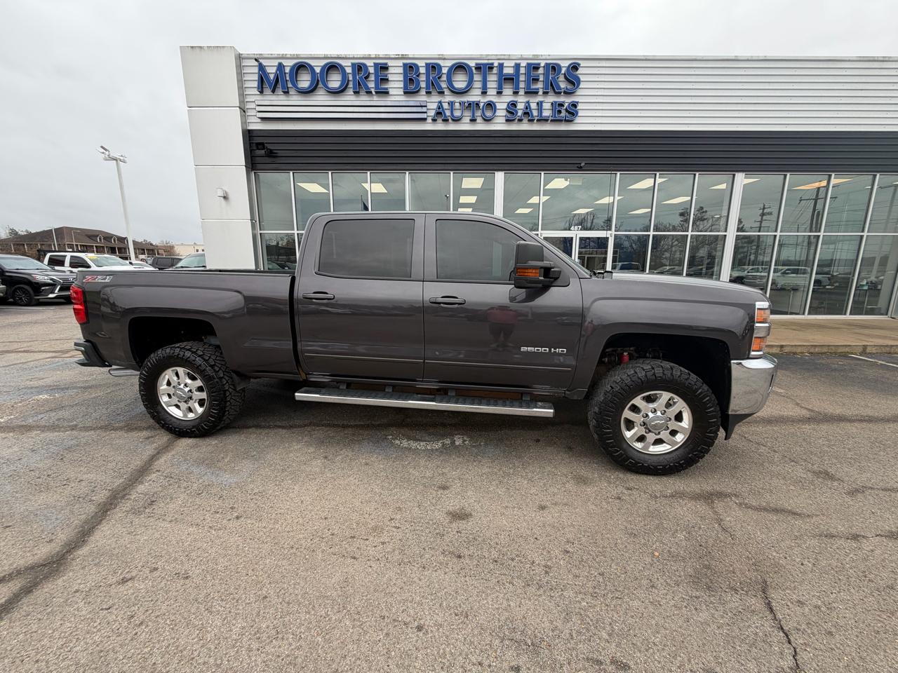 2015 Chevrolet Silverado 2500HD Built After Aug 14 4WD Crew Cab 153.7" LT
