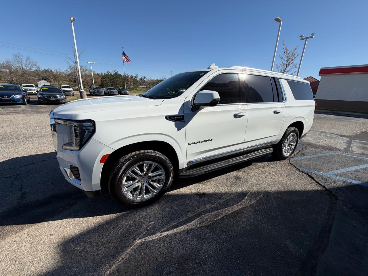 GMC Yukon XL 4WD 4dr SLT 2021