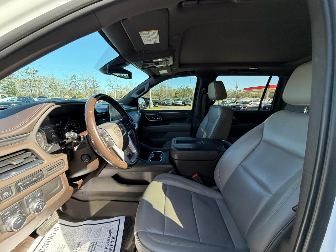 GMC Yukon XL 4WD 4dr SLT 2021