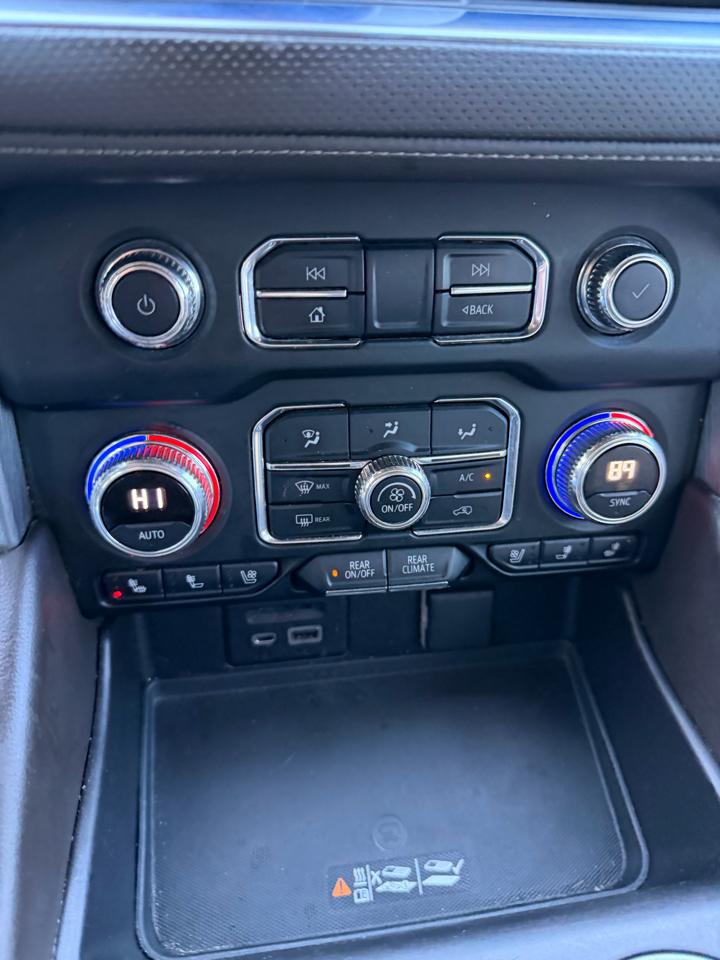 GMC Yukon XL 4WD 4dr SLT 2021