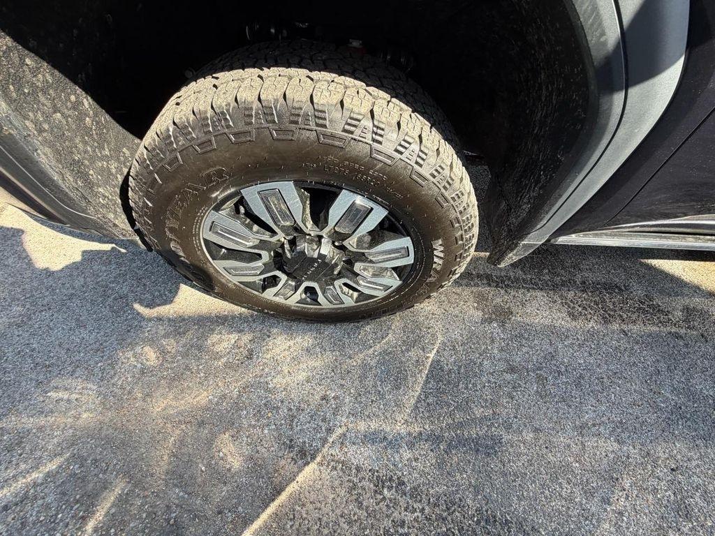 GMC Sierra 2500HD 4WD Crew Cab 159" Denali 2024