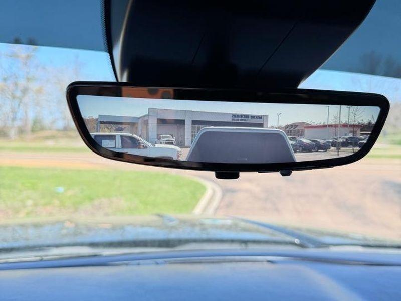 GMC Sierra 2500HD 4WD Crew Cab 159" Denali 2024