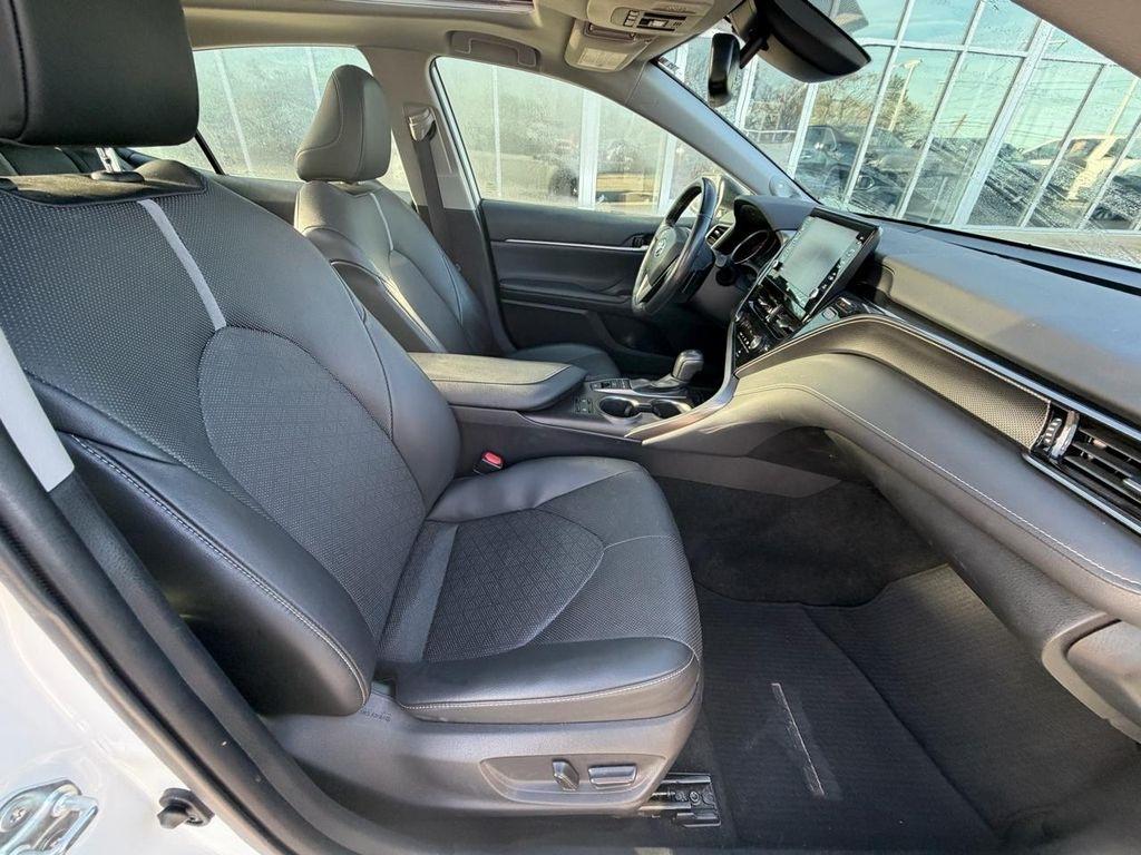 Toyota Camry XSE Auto AWD (Natl) 2021