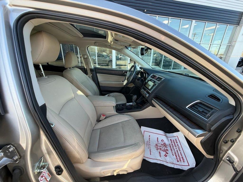 Subaru Outback 4dr Wgn 3.6R Limited 2016