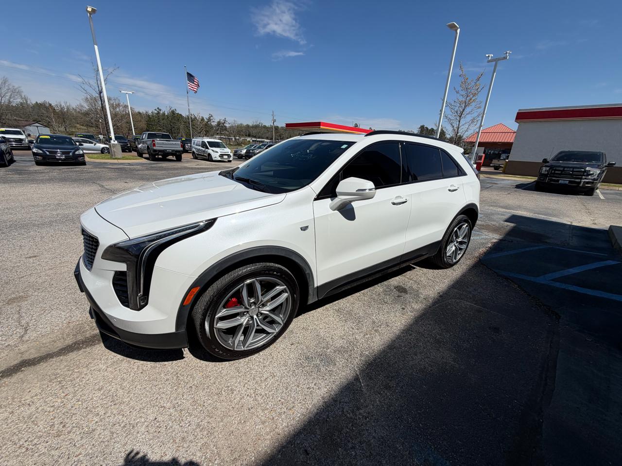 Cadillac XT4 FWD 4dr Sport 2021