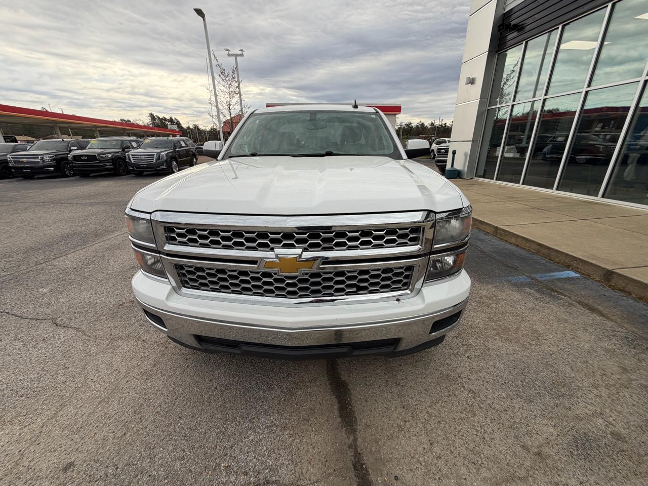 Chevrolet Silverado 1500 2WD Double Cab 143.5" LT w/1LT 2015