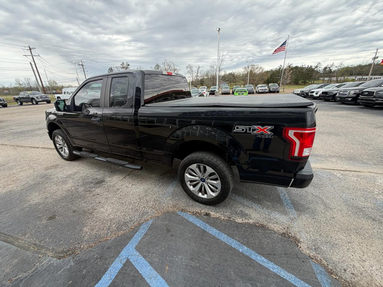 Ford F-150 XL 4WD SuperCab 6.5' Box 2017