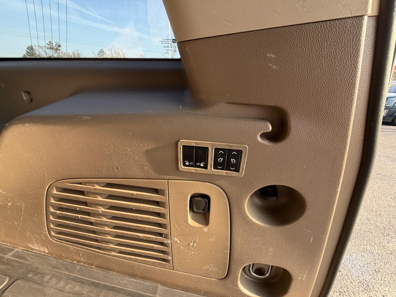 Chevrolet Suburban 2WD 4dr 1500 Premier 2018