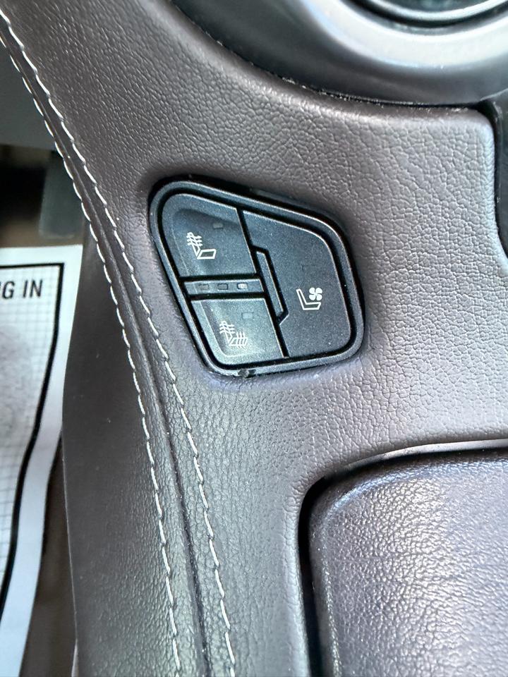 Chevrolet Suburban 2WD 4dr 1500 Premier 2018