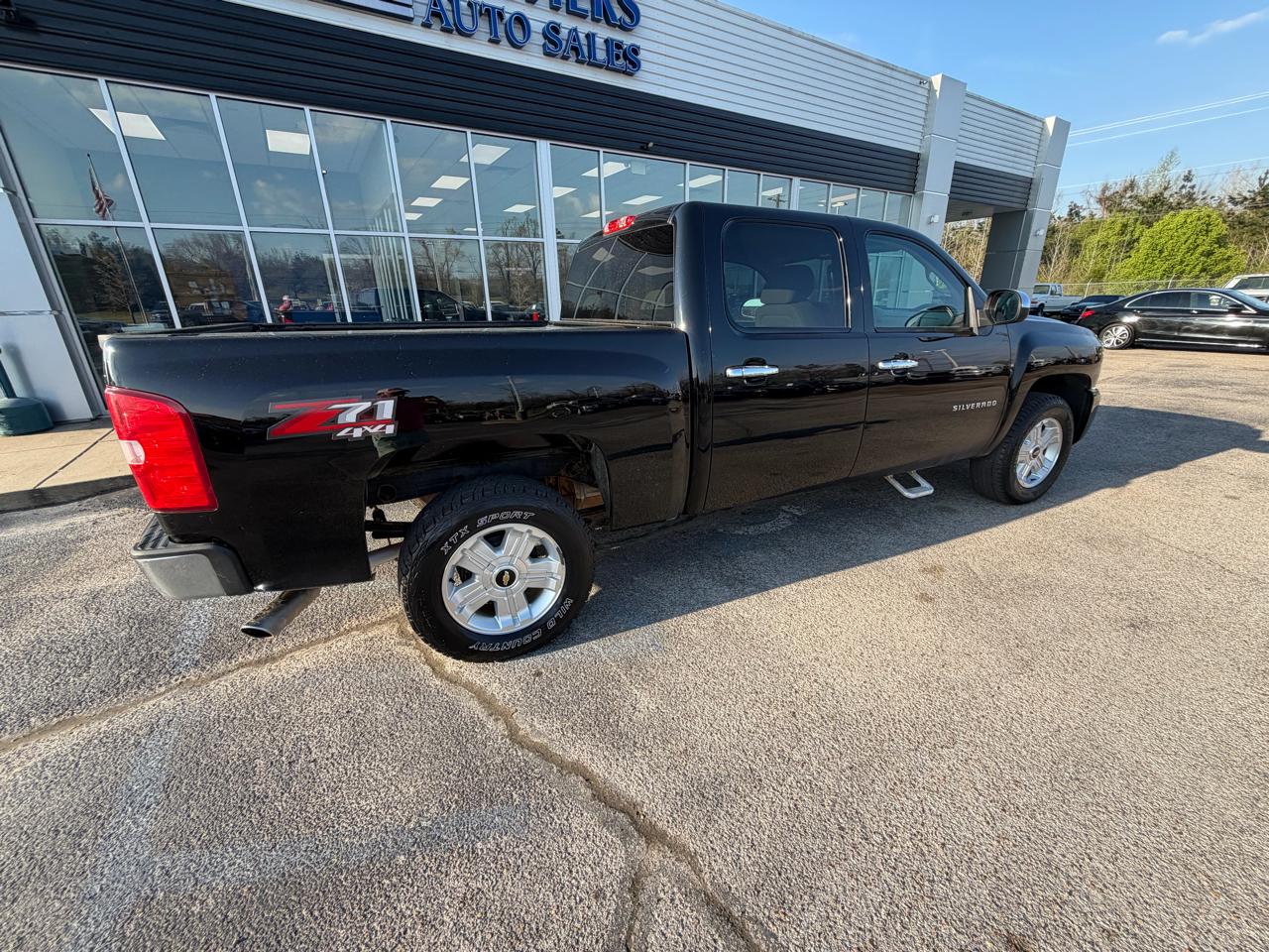 Chevrolet Silverado 1500 4WD Crew Cab 143.5" LT 2012