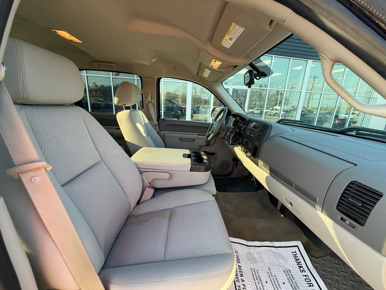 Chevrolet Silverado 1500 4WD Crew Cab 143.5" LT 2012