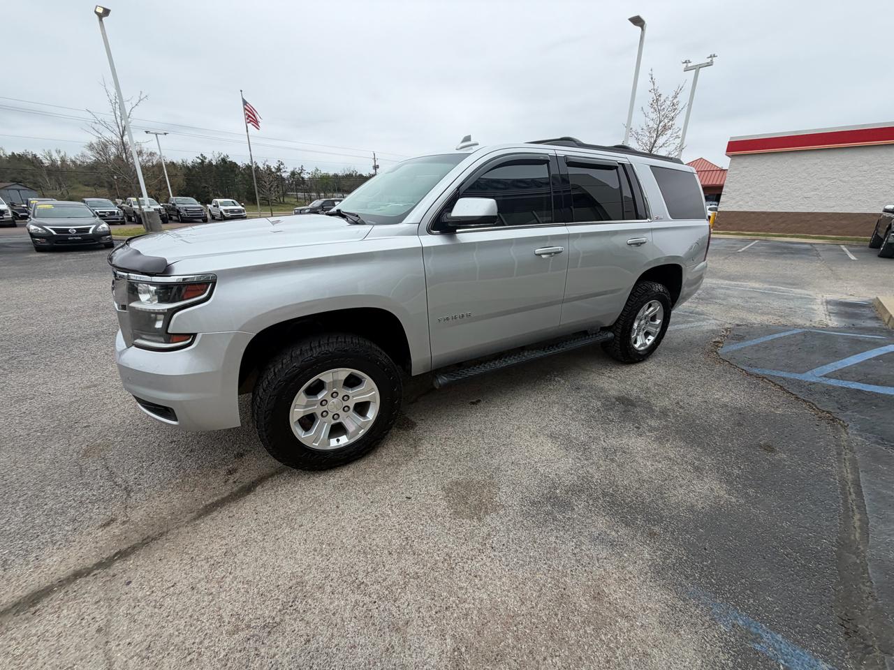 Chevrolet Tahoe 4WD 4dr LT 2020