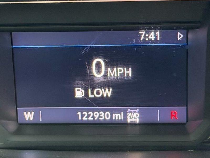 GMC Sierra 1500 4WD Crew Cab 147" SLT 2019