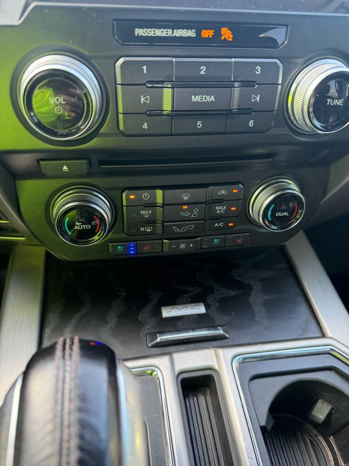 Ford F-150 Platinum 4WD SuperCrew 5.5' Box 2018