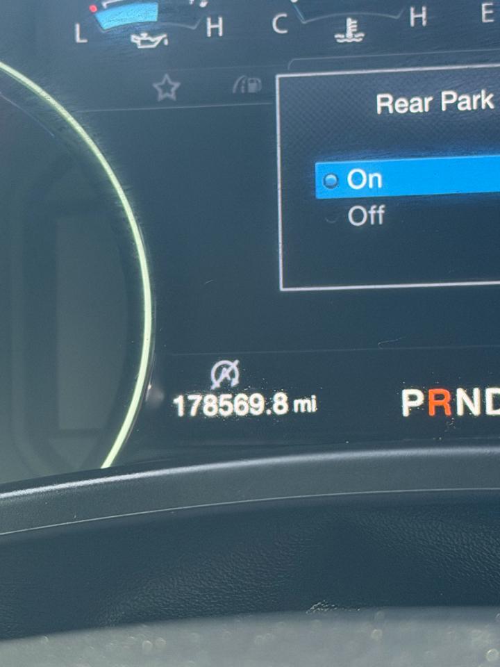 Ford F-150 Platinum 4WD SuperCrew 5.5' Box 2018