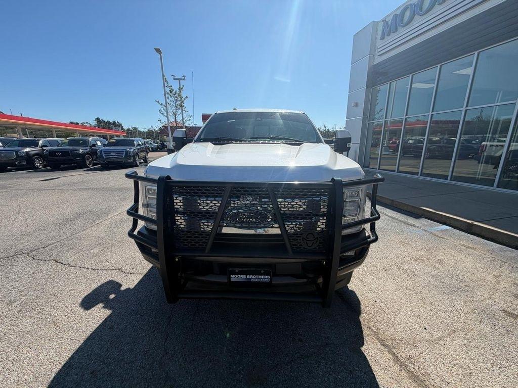 Ford Super Duty F-350 SRW King Ranch 4WD Crew Cab 8' Box 2017