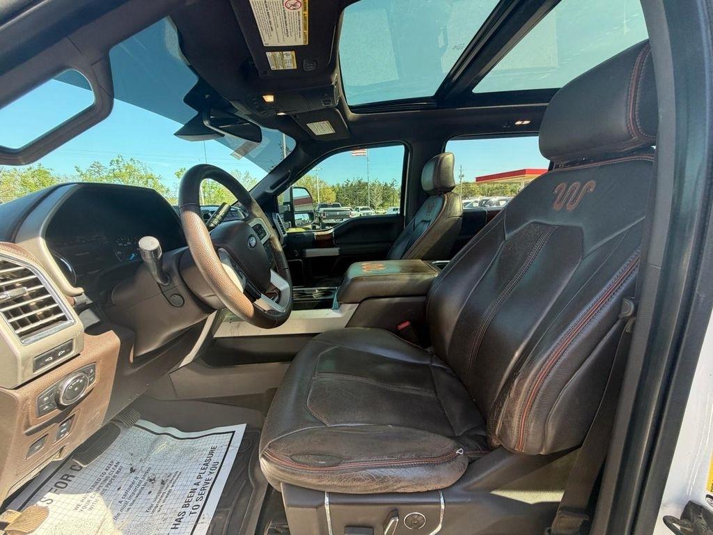 Ford Super Duty F-350 SRW King Ranch 4WD Crew Cab 8' Box 2017