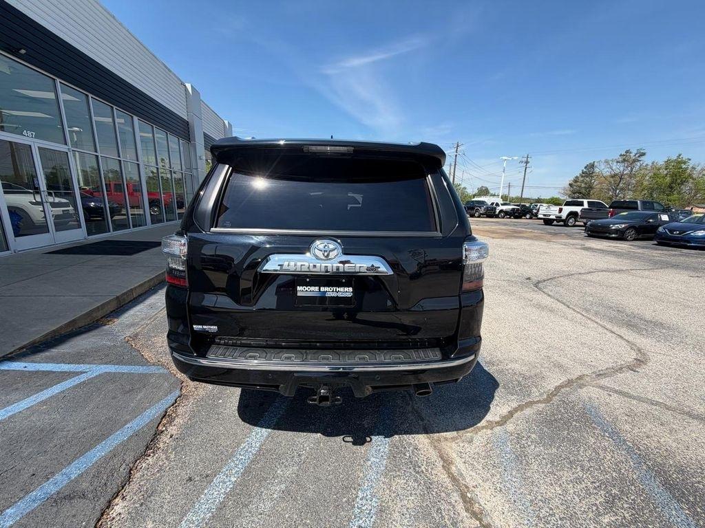 Toyota 4Runner Limited 4WD (Natl) 2021