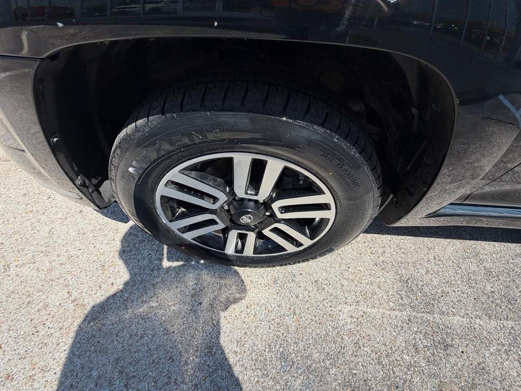 Toyota 4Runner Limited 4WD (Natl) 2021