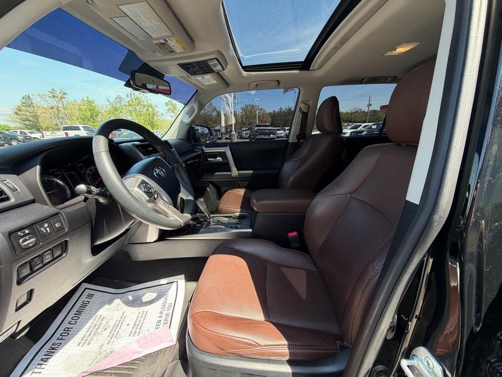 Toyota 4Runner Limited 4WD (Natl) 2021