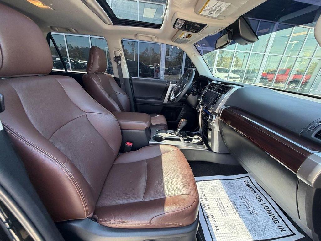 Toyota 4Runner Limited 4WD (Natl) 2021