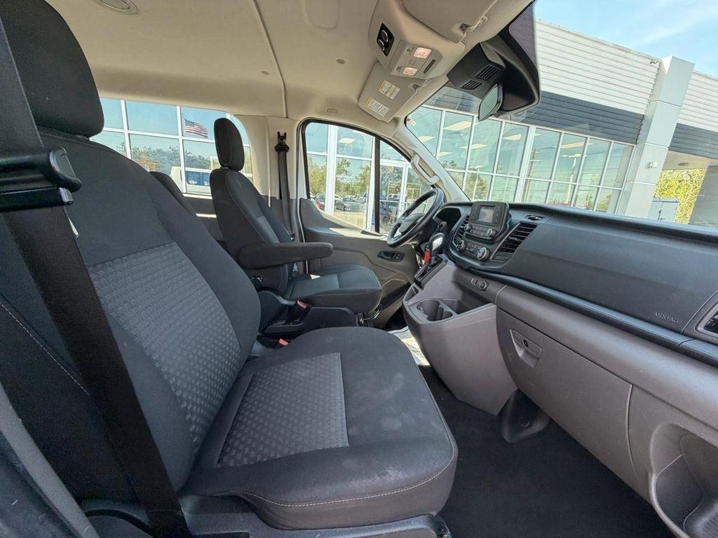 Ford Transit Passenger Wagon T-350 148" Low Roof XLT RWD 2021