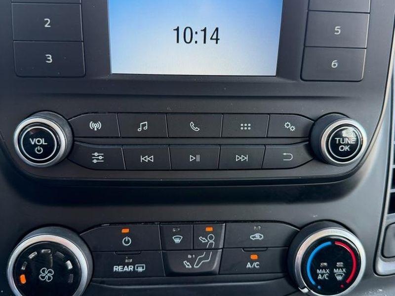 Ford Transit Passenger Wagon T-350 148" Low Roof XLT RWD 2021