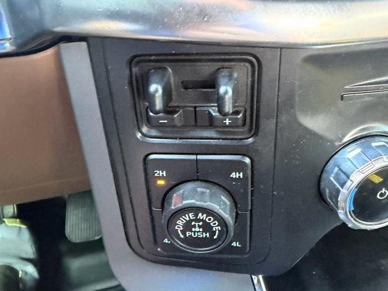 Ford F-150 Lariat 4WD SuperCrew 5.5' Box 2022