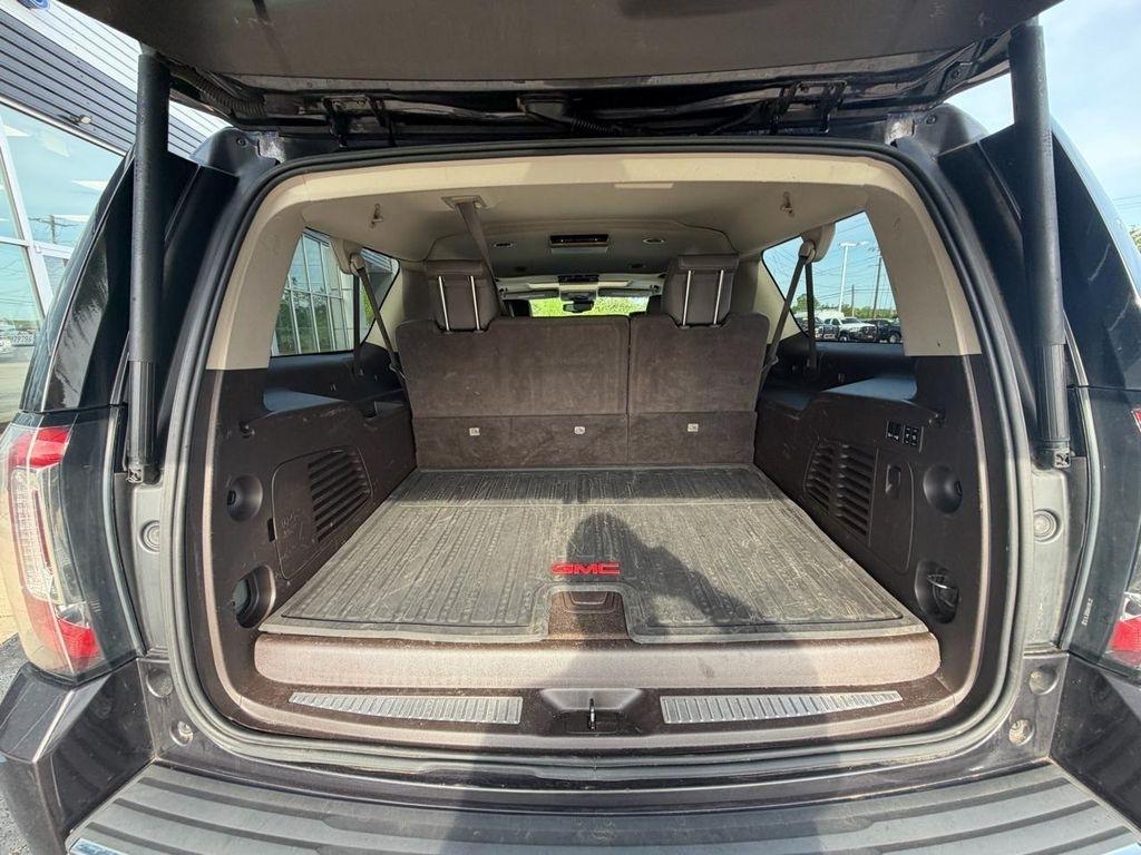 GMC Yukon XL 2WD 4dr Denali 2016