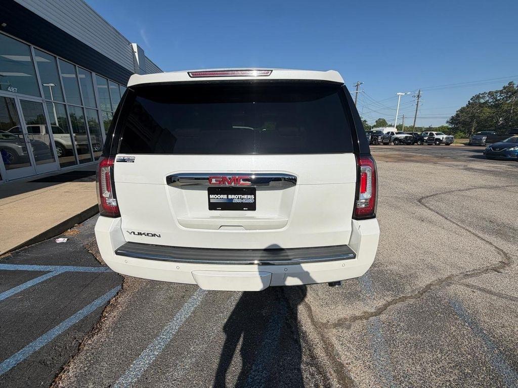 GMC Yukon 4WD 4dr Denali 2017