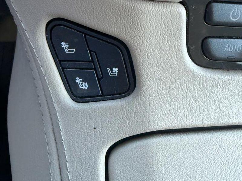 GMC Yukon 4WD 4dr Denali 2017