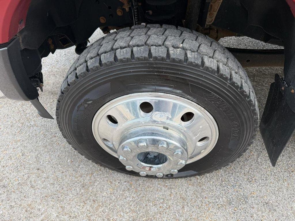 Ford Super Duty F-450 DRW Lariat 4WD Crew Cab 8' Box 2020