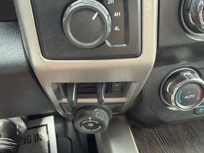 Ford Super Duty F-450 DRW Lariat 4WD Crew Cab 8' Box 2020