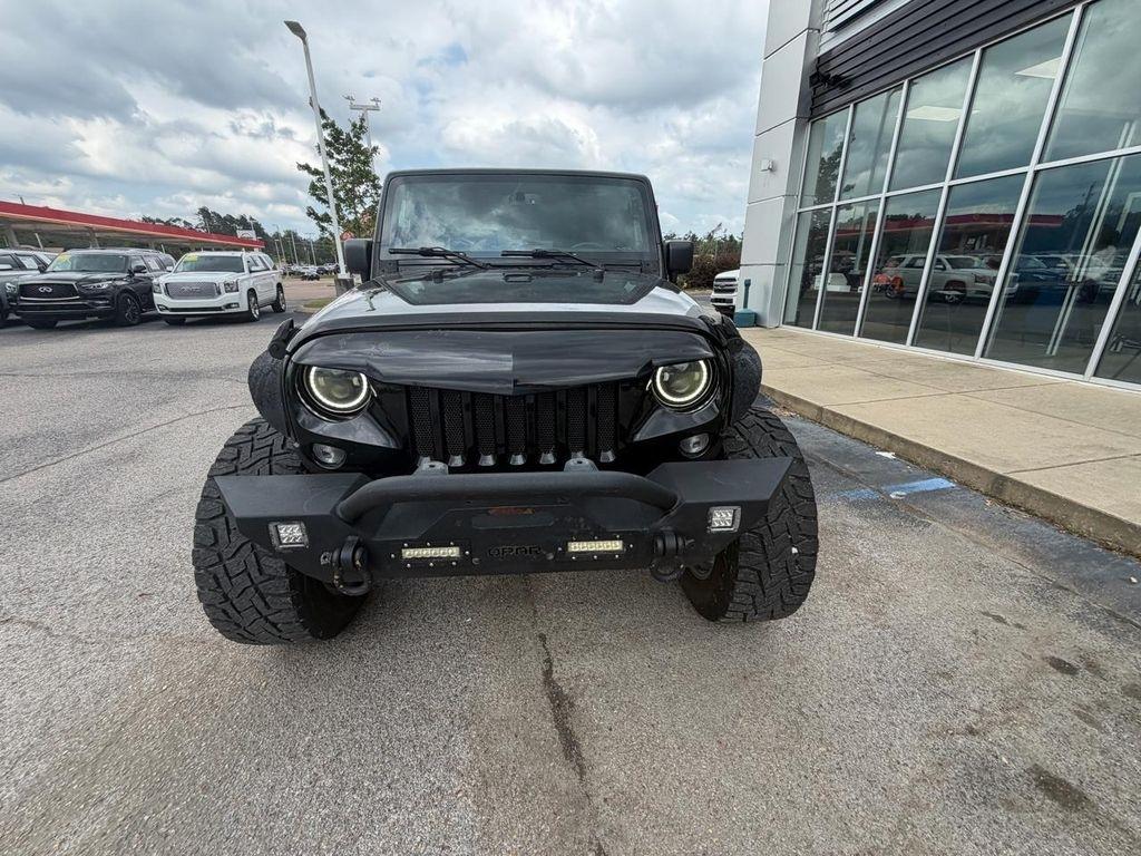 Jeep Wrangler Unlimited 4WD 4dr Sahara 2014