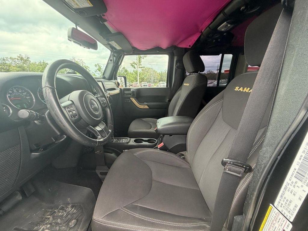 Jeep Wrangler Unlimited 4WD 4dr Sahara 2014